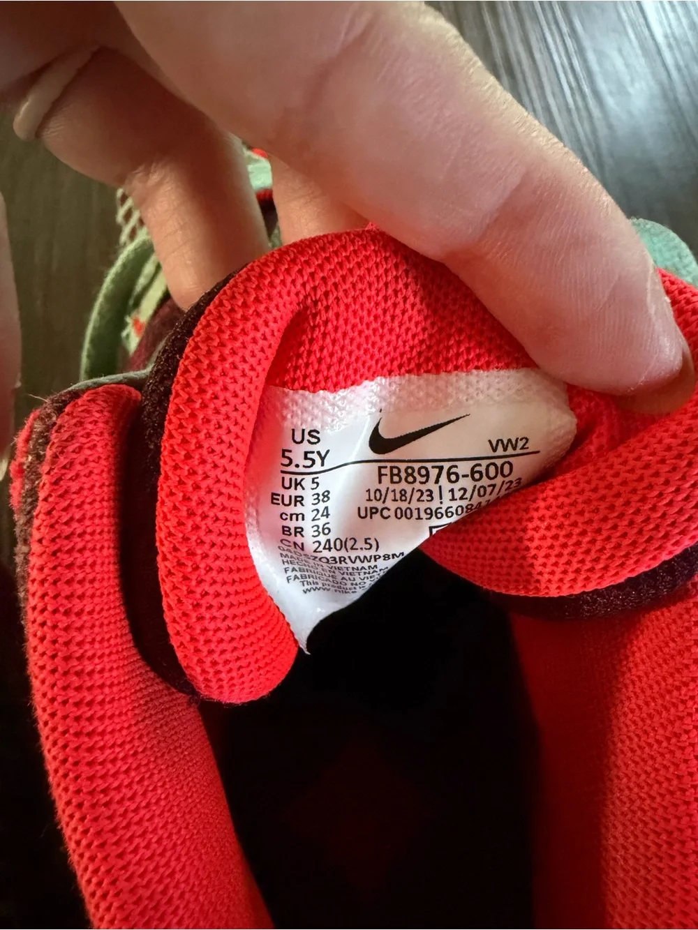 Nike LeBron Witness 7 SE GS Basketball Shoes